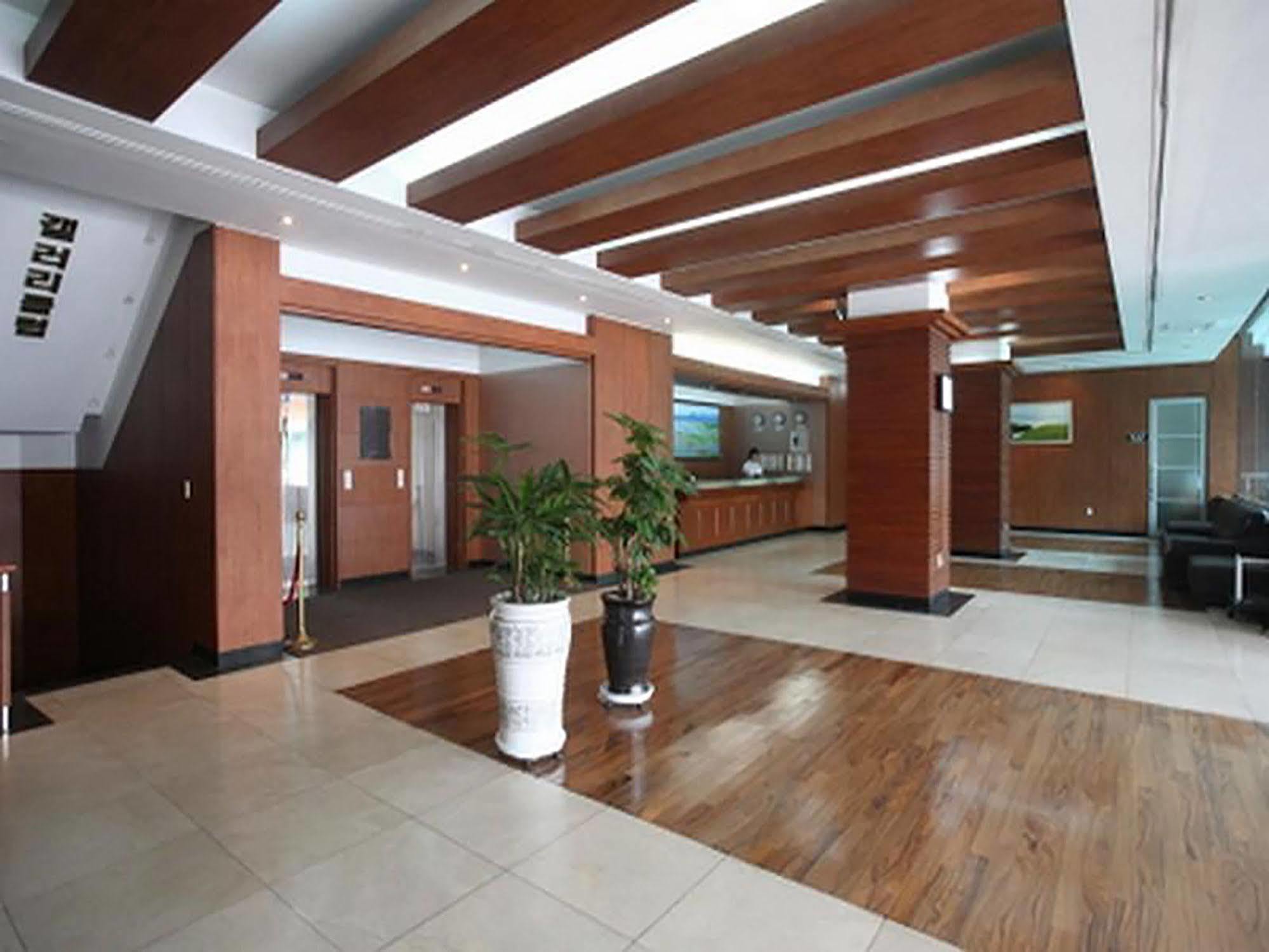 Suncheon Royal Tourist Hotel Exterior foto